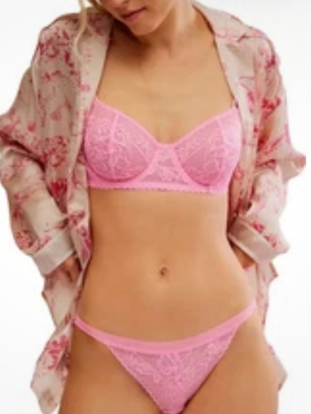 Free People Intimately Reya Lace 36C Bra and Medium Panty Set. NWT